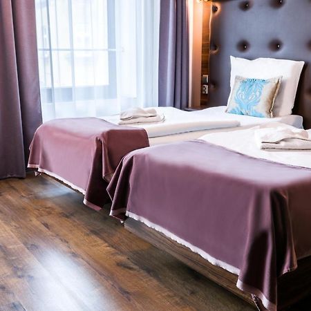 Hotel Opera Tarnowskie Góry Extérieur photo